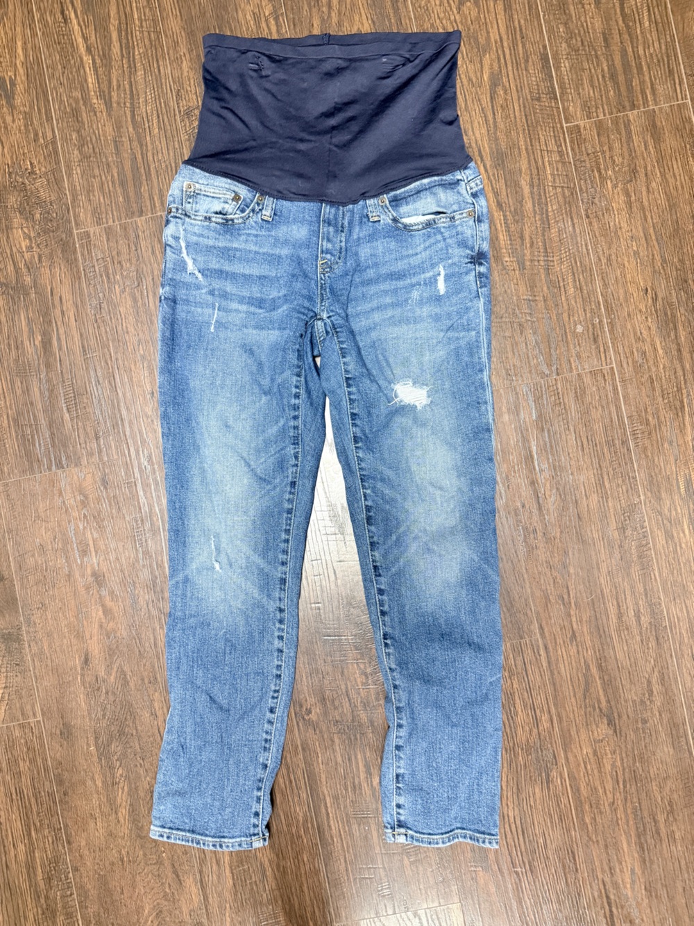 GAP MATERNITY 28 Regular denim distressed jeans